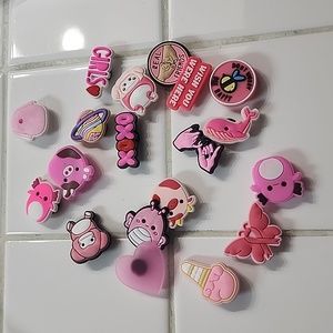 19 PIECES GIRLS PINK THEMED CROC CHARMS WOMEN SHOE